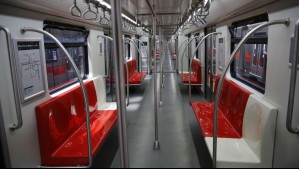 Metro de Santiago normaliza servicio de Línea 1 tras emergencia médica