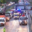 Una colisión múltiple en la Ruta 5, a la altura de Domingo Santa María, dejó nueve personas lesionadas. Bomberos trabaja en la emergencia por un derrame de combustible y lubricante.