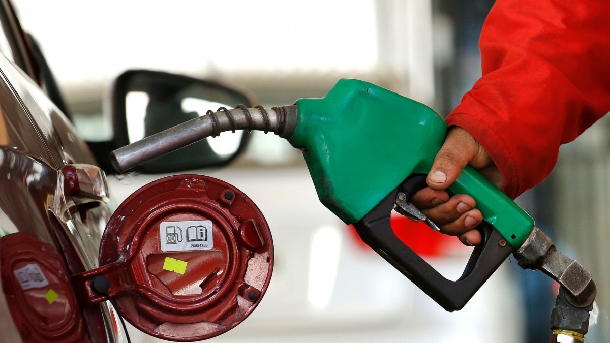 Ante nueva alza de este jueves: Revisa los descuentos en combustibles en las principales bencineras