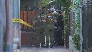 Adolescente de 14 años muere apuñalado afuera de su casa en Santiago