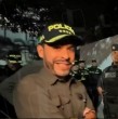 Abelardo de la Espriella encaró a un presunto líder criminal tras un masivo operativo en Barranquilla que dejó 72 detenidos. Revisa las imágenes y los detalles.
