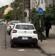 Una compleja situación denunció un despacho de Meganoticias Amanece desde la comuna de Independencia, donde conductores de vehículos particulares utilizan como estacionamiento la ciclovía