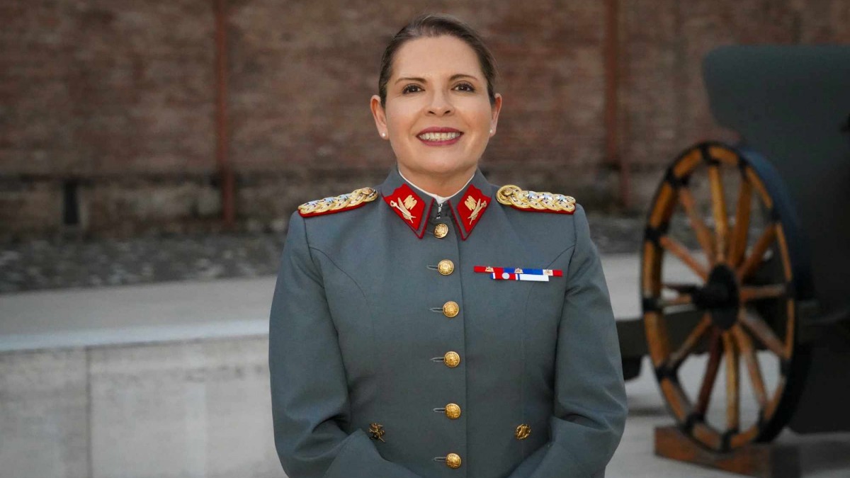 Hito histórico en el Ejército de Chile: Ascienden a la primera mujer al grado de General en 216 años de la institución