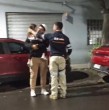 Una niña de cuatro años fue encontrada dentro de un automóvil robado en Santiago, luego de que su padre se bajara por unos minutos. Revisa los detalles del caso.