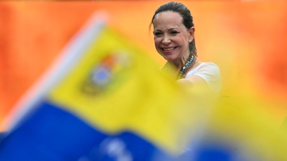 "Estoy aquí. Con ustedes": Líder opositora María Corina Machado anuncia que regresó a Venezuela