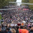 Las nuevas manifestaciones en Francia (de ayer sábado) dejaron un saldo de 1.314 detenidos, 53 policías heridos y 24 comercios saqueados, según un saldo provisional difundido este domingo por el Ministerio del Interior.