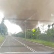 Sorpresa generó el tornado que la tarde de este lunes afectó a Requínoa, en la región de O?Higgins, y que fue clasificado preliminarmente como EF2 por la Dirección Meteorológica de Chile (DMC). Revisa los videos del fenómeno.