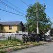 El SERVIU inició el desalojo de tres blocks de la Villa El Volcán 2, en Bajos de Mena, Puente Alto. La medida afecta a 56 departamentos y busca avanzar en la regeneración urbana del sector.