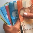 El Bono por Desempeño Laboral contempla un máximo de 10 UF anuales para asistentes de la educación con jornada de 44 horas. Revisa cómo se calcula, quiénes pueden recibirlo y cuándo se paga.