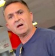 Conoce detalles sobre el tenso momento que vivió una chilena en Australia luego de ser discriminada por un español dentro de un gimnasio. El hombre la insultó en varias ocasiones, lo que quedó grabado.