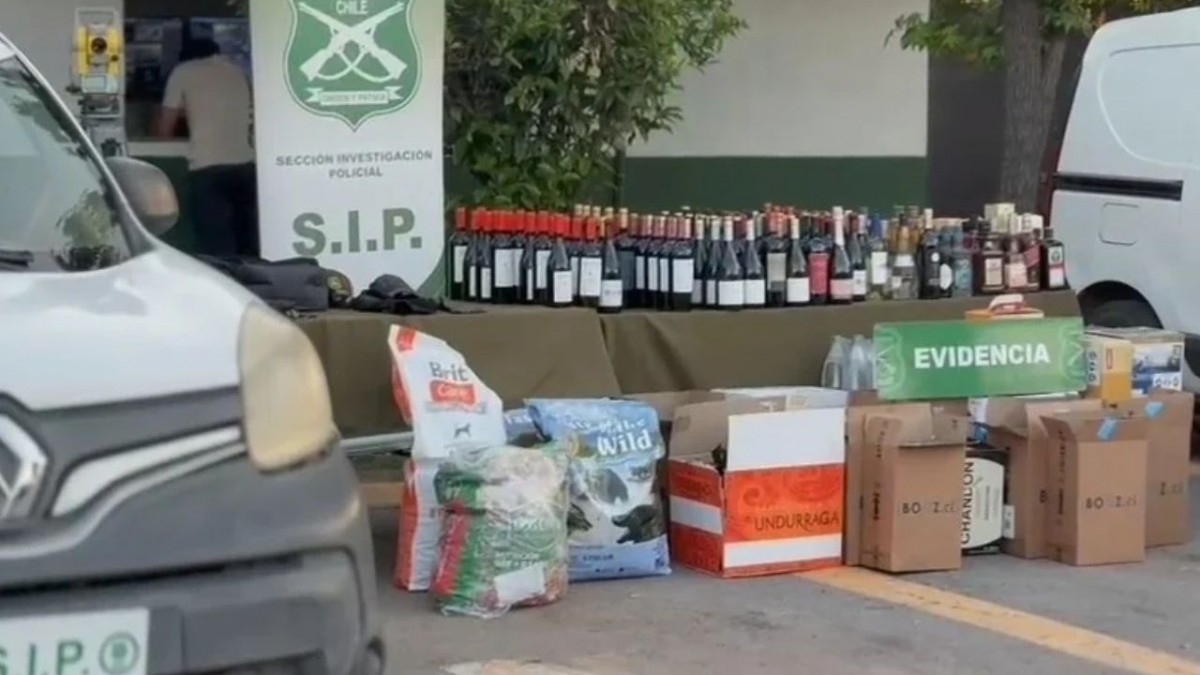 Tour delictual en La Pintana: Detienen a cuatro sujetos y recuperan especies robadas avaluadas en $20 millones