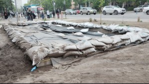 Se toman medidas ante posibles nuevas precipitaciones este fin de semana en la RM: Metro cubre ventilaciones de estaciones