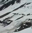Un usuario de redes sociales captó en video una avalancha en las cercanías de las canchas de esquí del sector de Santa Teresa. En el registro se aprecia claramente la fuerza del deslizamiento, junto con un audio que no deja a nadie indiferente.