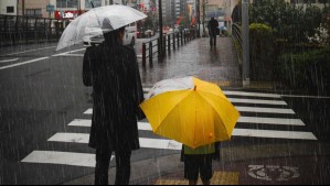 El otoño traerá precipitaciones desde el sur hasta la zona central: ¿Lloverá en Santiago el miércoles 20 de marzo?