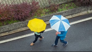 Chubascos en la zona norte y máximas en ascenso en Santiago: Así estará el tiempo en el país este Jueves Santo