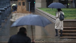 'Abril, lluvias mil': Desafiando al rito, destruyendo mitos