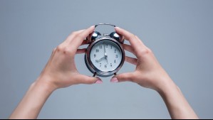 Comunicado oficial sobre el cambio de hora del 6 de abril: Esto dice la Armada de Chile