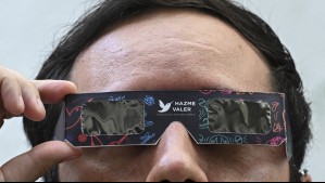Prisioneros mexicanos fabrican lentes para observar el eclipse total de sol sin dañar la vista Prisioneros mexicanos fabrican lentes para observar el eclipse total de sol sin dañar la vista