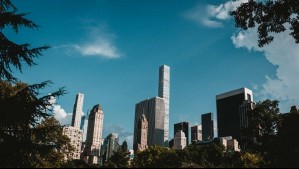 Día con sol y nubes en la noche para Santiago: Así estará el tiempo este martes 9 de abril