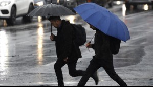 Bajón de temperatura en Santiago este viernes: ¿Lloverá en la Región Metropolitana?