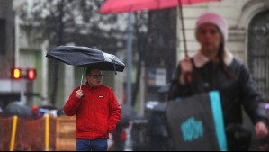 Así serían los chubascos que podrían caer en Santiago este lunes 15 de abril
