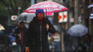 Mañana con frío otoñal y lluvia en varias regiones: Este es el pronóstico del tiempo para este jueves 25 de abril