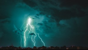 Tormentas eléctricas y precipitaciones aisladas en la RM y otras 2 regiones: ¿Cuándo se producirían ambos eventos?