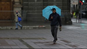 Feriado lluvioso: En estas comunas de Santiago caerán chubascos según Alejandro Sepúlveda