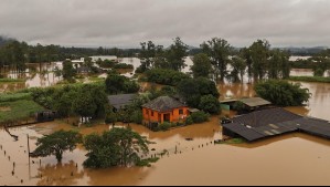 'Desastre climático' al sur de Brasil: Al menos 29 muertos por las lluvias que colapsaron una represa 'Desastre climático' al sur de Brasil: Al menos 29 muertos por las lluvias que colapsaron una represa
