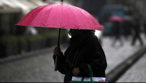 Jaime Leyton pronostica chubascos en estas regiones el sábado: Siguen las bajas temperaturas