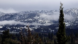 Panorama blanco en Santiago: Jaime Leyton revela dónde podría nevar este martes