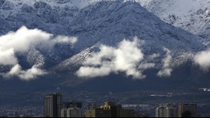 Nuevo sistema frontal traerá nieve el viernes a estas regiones: Así es el pronóstico de Jaime Leyton