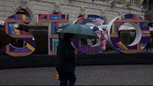 Lluvia a medianoche en Santiago: Llega nuevo sistema frontal asociado con viento desde Atacama al sur