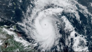 Así sería la devastadora trayectoria del huracán Beryl con vientos 'potencialmente mortales' y olas de 5 metros