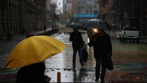 Este día de la próxima semana podría llover en Santiago: Las precipitaciones afectarían a nueve regiones