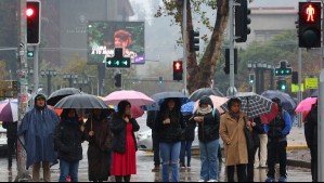 'Serían en la madrugada y mañana': Inestabilidad dejaría más chubascos este día en Santiago