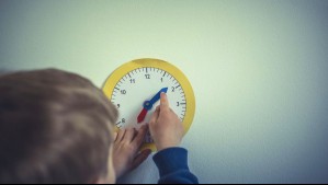Cambio de hora en Chile: ¿Se debe adelantar o atrasar el reloj?