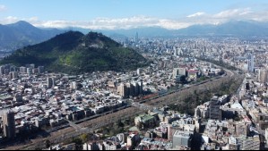 Así de cambiante estará el tiempo esta semana en la RM: Sistema frontal provocará lluvia y un bajón de temperaturas