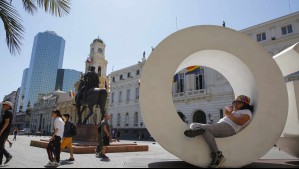 'Segundo día con golpe de calor': A esta hora se registrará el peak de temperaratura este martes en Santiago