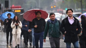Este día podría llover en Santiago: Alejandro Sepúlveda advierte de nuevo fenómeno
