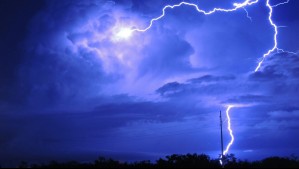 Tormentas eléctricas y precipitaciones fuertes en poco tiempo azotarán a estas tres regiones: Aviso meteorológico