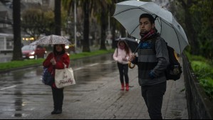 'Lluvias invernales en plena primavera': Alejandro Sepúlveda adelanta el pronóstico de este fin de semana