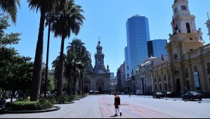 Sábado de verano con sol y más de 30°C en Santiago: Jaime Leyton advierte por subidón de temperatura