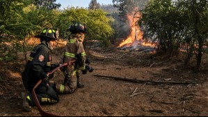 Decretan restricción de uso de fuego en estas 9 regiones hasta 2025: ¿Está la Región Metropolitana en este listado?