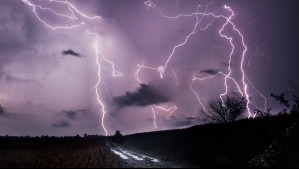 Tormentas eléctricas en la Región Metropolitana se extenderán hasta este día: Aviso meteorológico