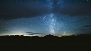 El nuevo cometa ATLAS podrá ser visto desde Santiago: Este es el mejor día y hora para observarlo