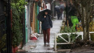 Lluvias débiles y potentes vientos de hasta 80 km/h llegarán a ocho regiones: Pronóstico de chubascos para el jueves