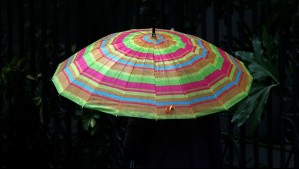 En ciudades de ocho regiones lloverá este lunes: Coletazo de sistema frontal traerá viento de 80 km/h