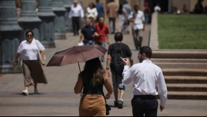 'Calor, calor, calor': El último domingo de febrero cierra con peak de temperaturas en Santiago