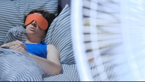 Estas serán las dos noches más calurosas de esta semana en Santiago: El peak nocturno rondará casi 25°C